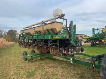 Main image Great Plains YP825R